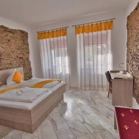 Saechsischer Hof In * Scheibenberg